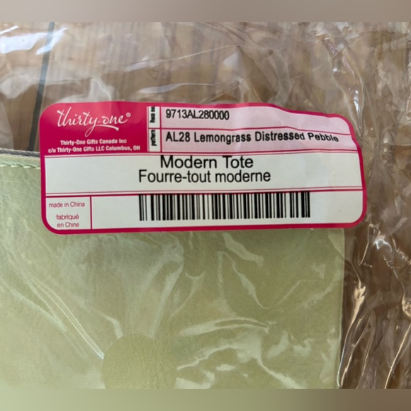 Thirty-one Modern Tote Bag - Picture 3 of 6